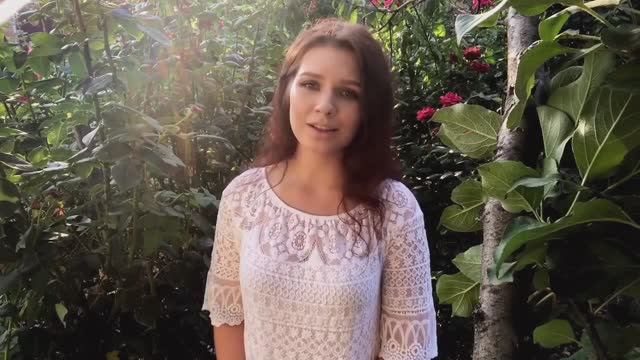 Песня Белым снегом, белым снегом, ночь метельная ту стежку замела!