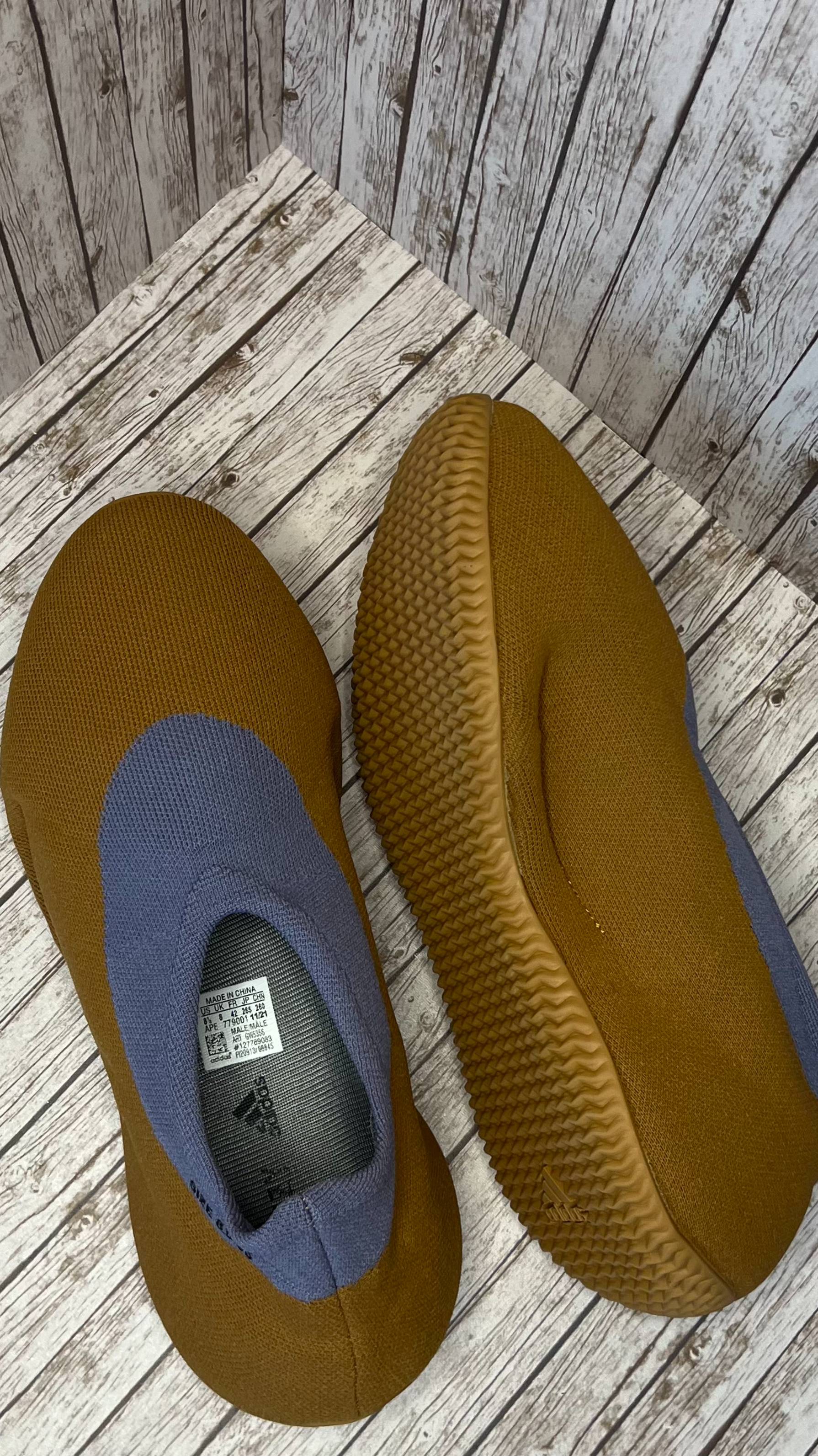 Adidas YZY Knit Runner - DELAY SNEAKERS