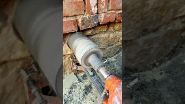 Бурит отверстие D=120 мм.