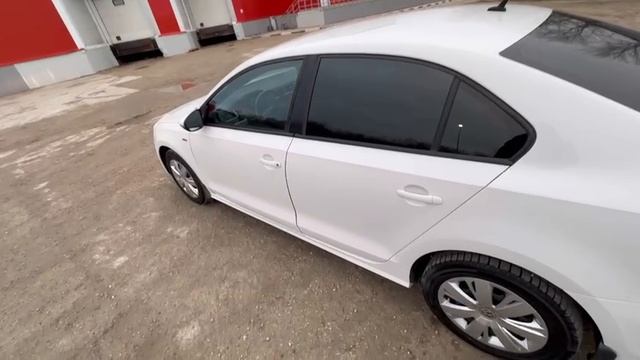 Volkswagen Jetta 1.6 AT, 2013,