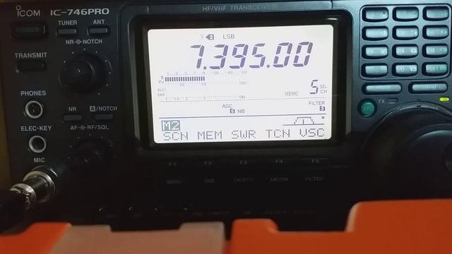 ICOM 746Pro...DECADA 7