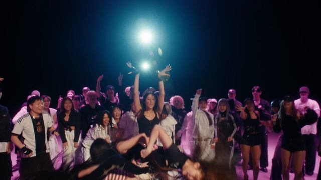 MEOVV - ‘BODY’ PERFORMANCE VIDEO