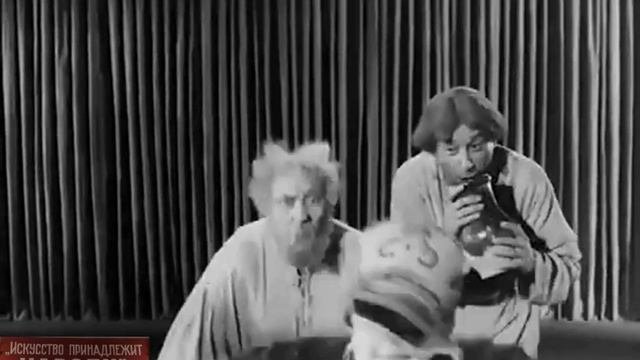 Сцена из оперетты Девичий переполох (1952)