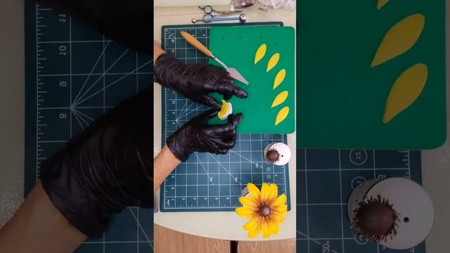 МК Рудбекия из пластичного шоколада