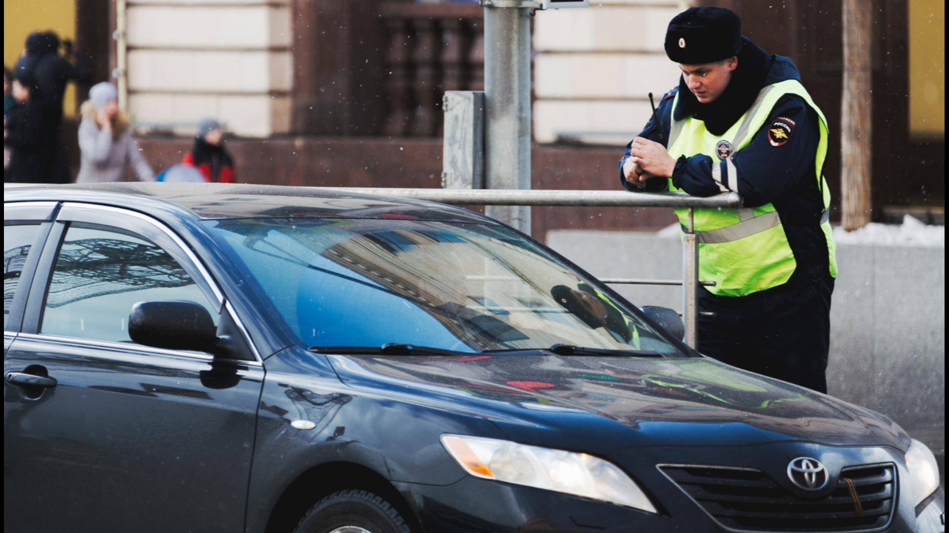 Россиянам рассказали, как не спровоцировать инспектора ГАИ на арест