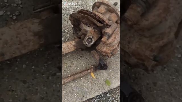 балка от газели, такое починить не имеет смысла