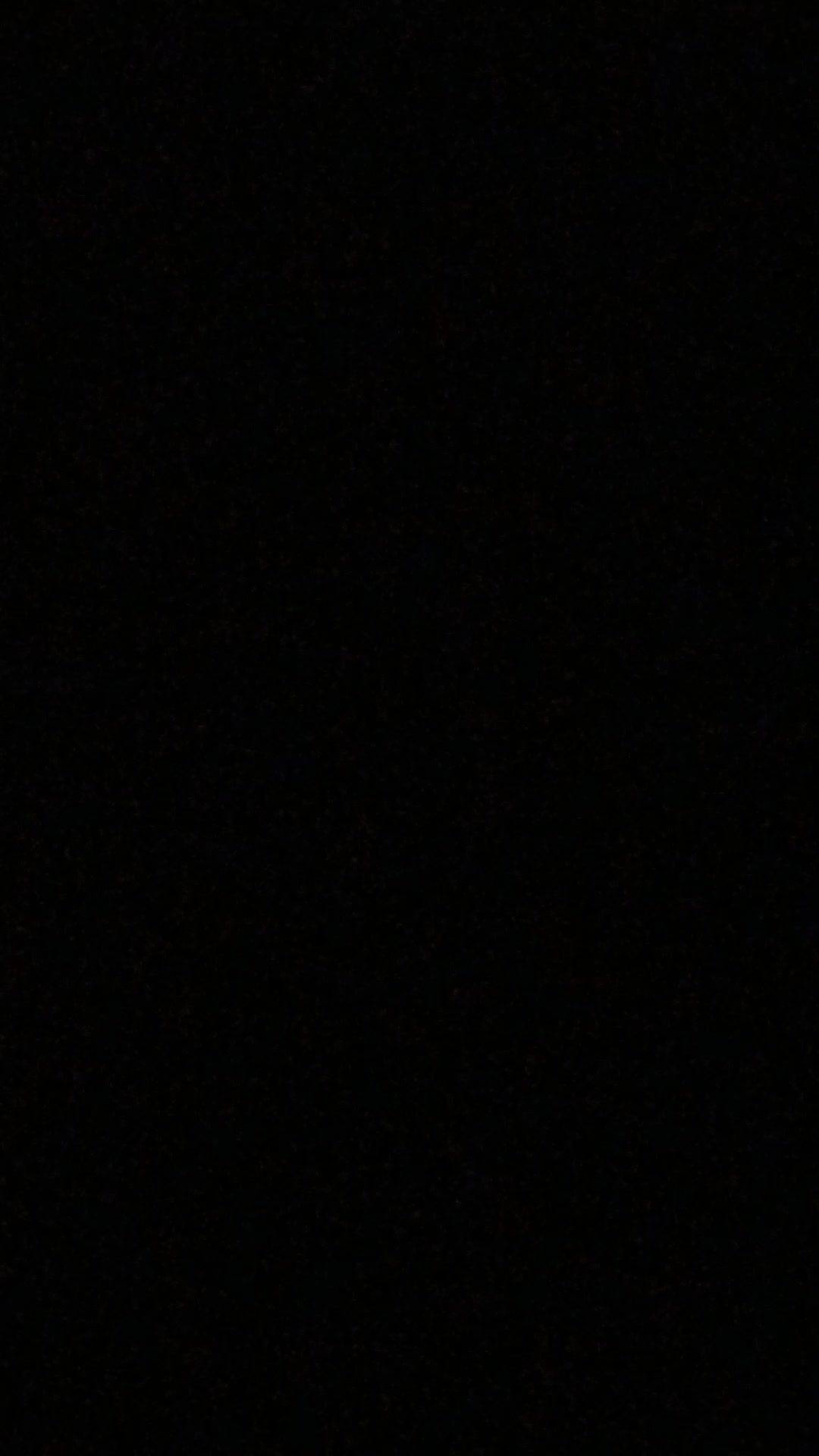 689
