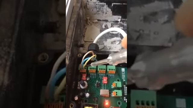 Подключение внутрипольного конвектора с вентилятором varmann к настенному регулятору 703304