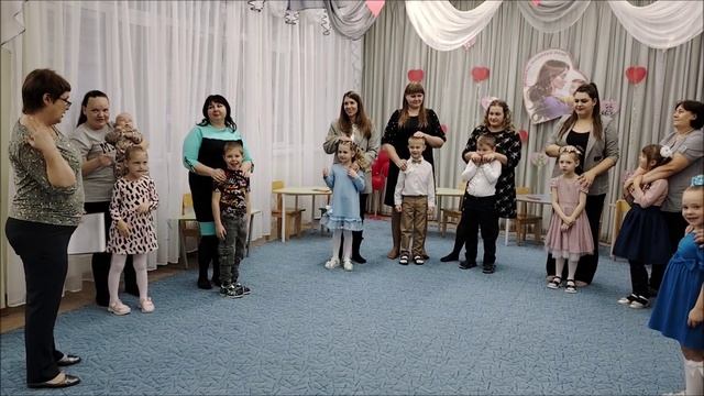 Игровой детско-родительский тренинг "Поиграй со мной, мама!"