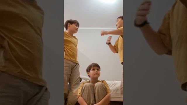3 подружки спорят