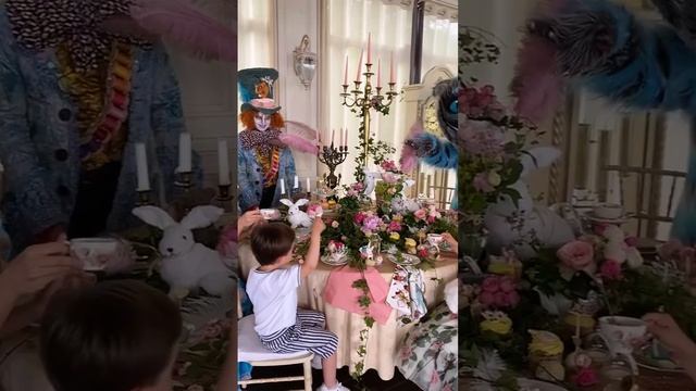 Добро пожаловать в страну чудес на безумное чаепитие с командой АМ Праздники ☕️🫖🐇