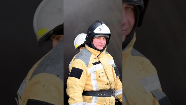 Булавка МЧС. Дню сыновей посвящается