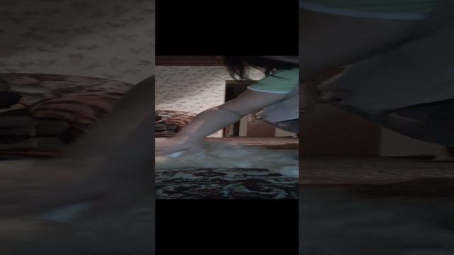 VID_20241122_221028.3gp