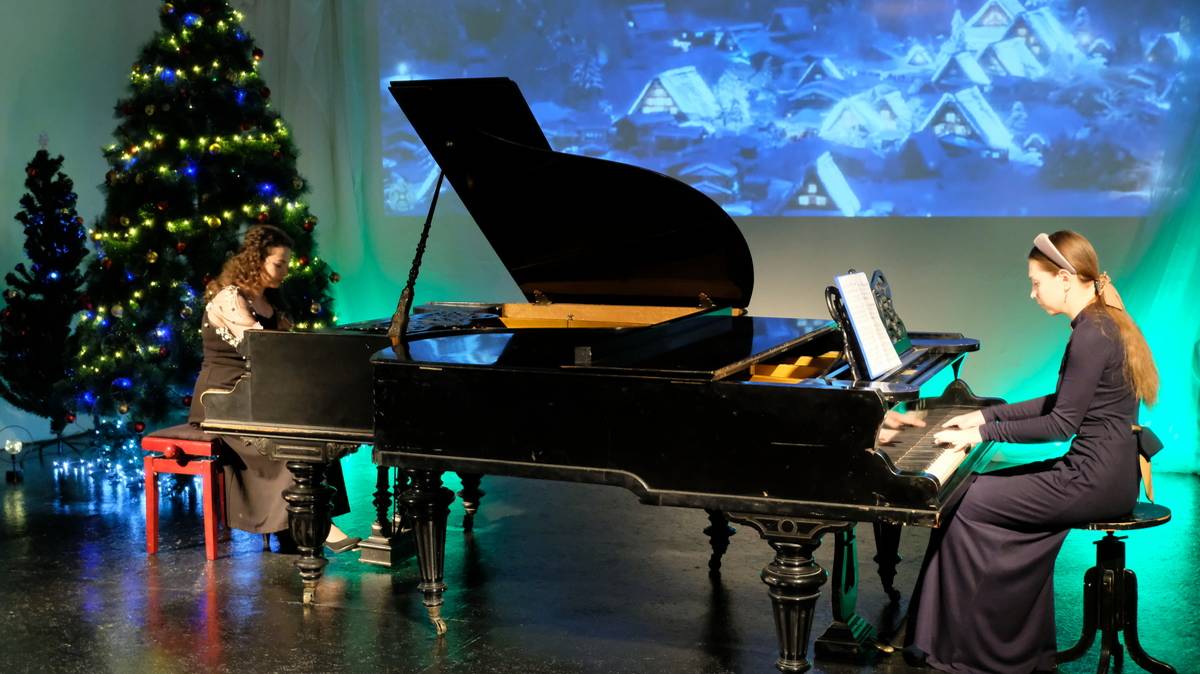 Винтаж на два рояля. Концерт в особняке Шрёдера