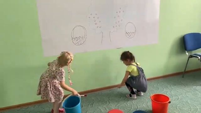 English news. I am helping today. Дети 4-5 лет.