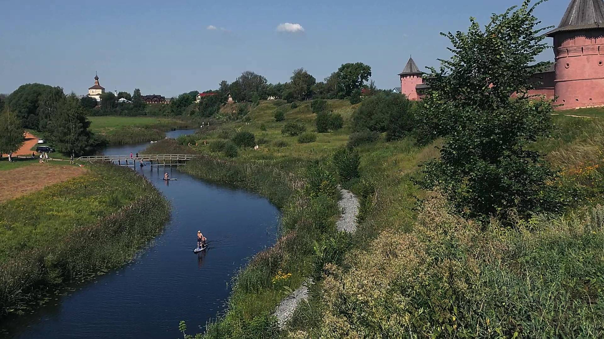 Суздаль. Река Каменка у Спаского монастыря.