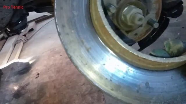 Смотри, Что будет, если не менять тормозные колодки...mp4