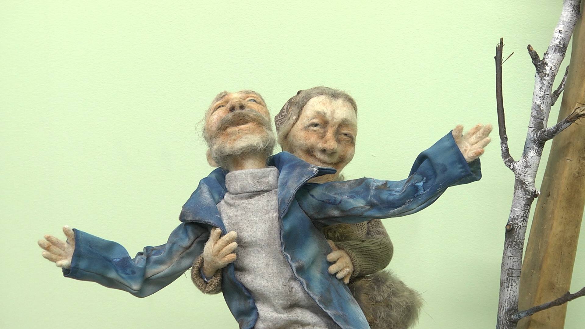 Тёплая выставка для мам