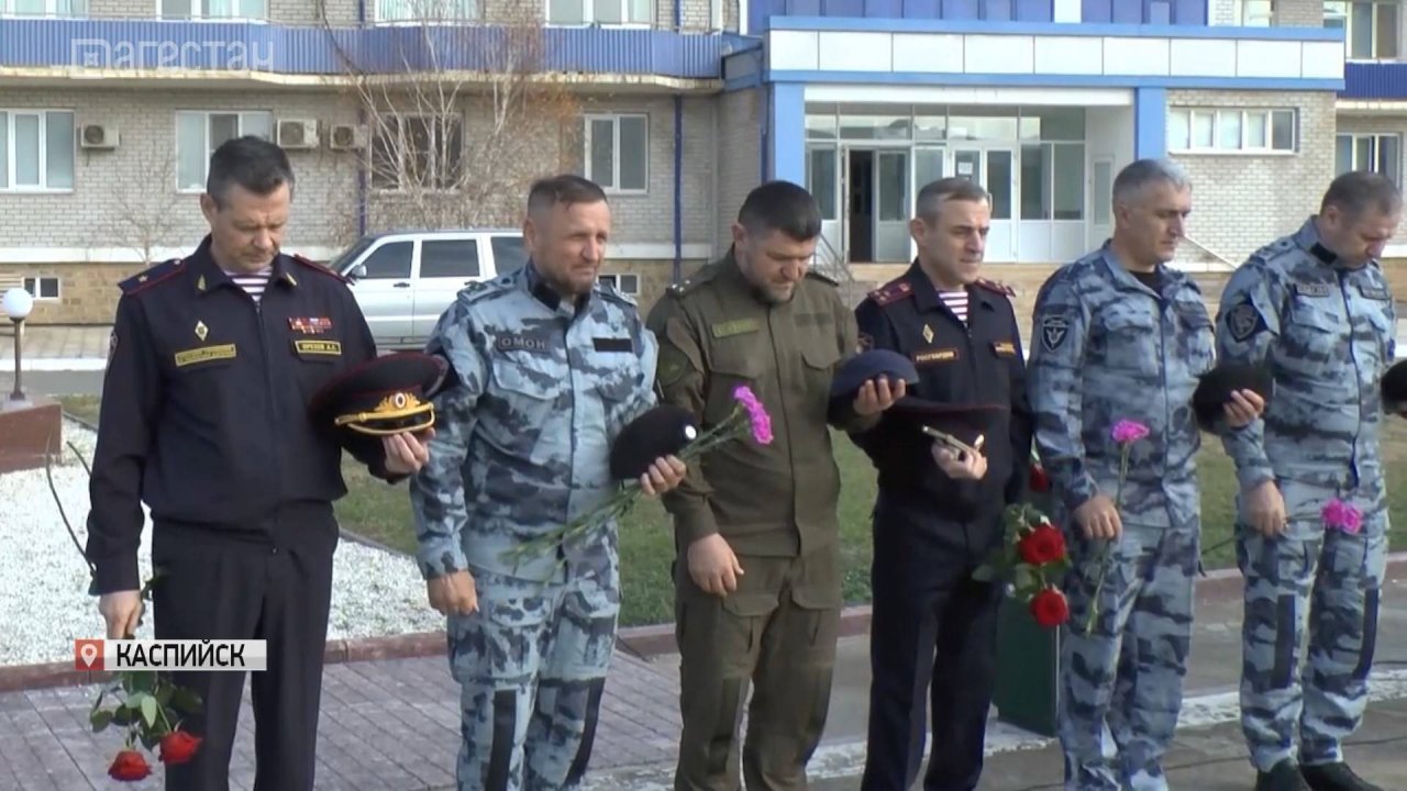 День ветерана войск правопорядка отметили в Каспийске