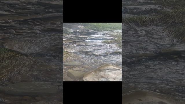 Горная речка ... высоко в горах