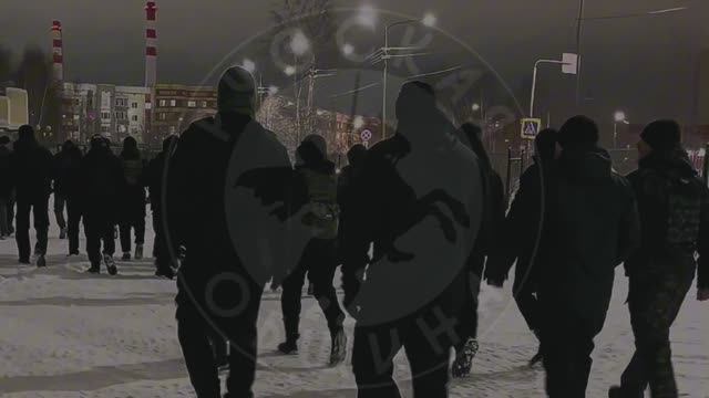 🇷🇺Силовики совместно с дружинниками из Общины Сургута задержали более сотни иностранных граждан