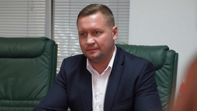 Михаил Ждан поздравил с Днём матери жён и матерей участников СВО.