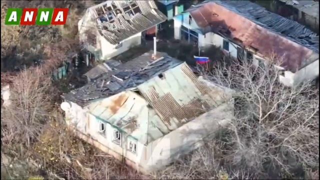 Бойцы 1-й гвардейской танковой армии группировки войск 'Запад' водрузили триколор над Копанками