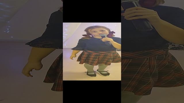 "Разноцветный подарок". Автор:Петр Синявский. читает Таисия Аганина