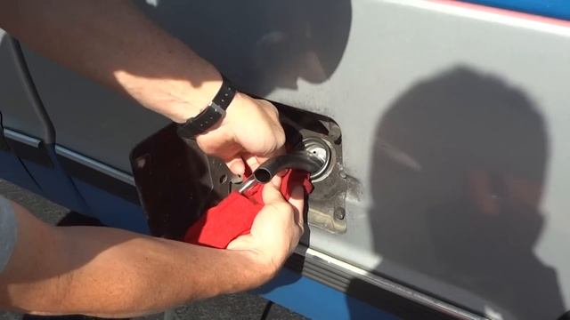 How to siphon gas easily without a pump.