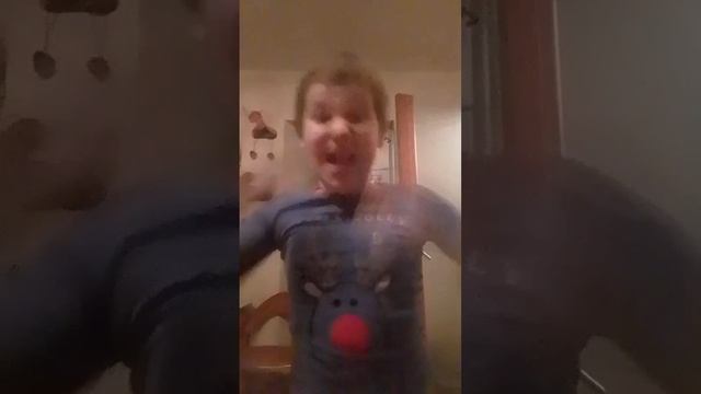 2_5332780112251215517.mp4