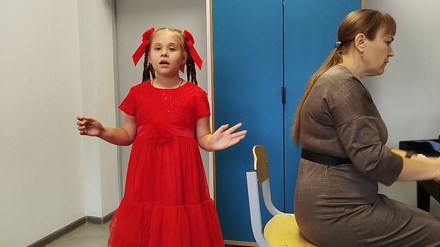 Гусакова Ирина 8 лет В.Калинников Мишка и Курочка