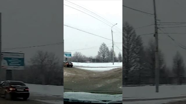 Кто здесь имел преимущество на дороге