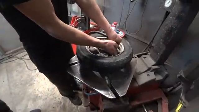 1000км на СТАРЫХ МОПЕДАХ с Великим Васей!