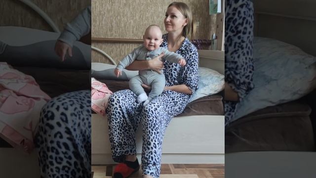 Лучшее всё ждёт нас впереди...
