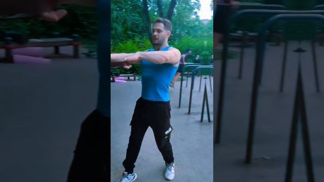 Тренируем плечи одним управлением #calisthenics #фитнесдома #фитнес