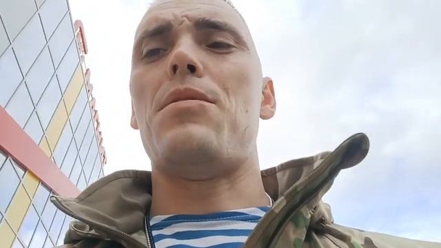 Гостям мигрантам