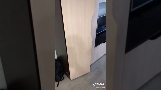 Поселился Домовой [idintfirst]