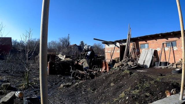 ПРИШЛА ВЕСНА!!!ПРИВЁЗ ВОДИЧКИ!ГОТОВИМ ПОЛ К ЗАЛИВКЕ В САРАЕ!ТРИ МОНЕТКИ В КОЛЛЕКЦИЮ!