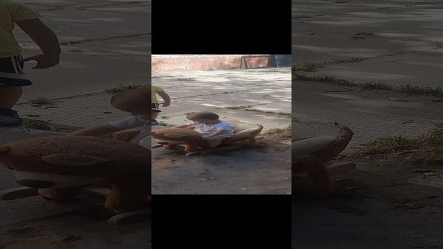 1000018450.mp4