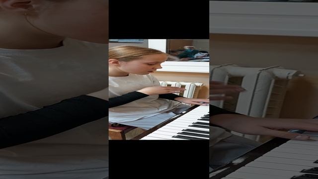 Сольф. №428 из сб.Калм. и Фр. Суслова Екатерина 5кл.