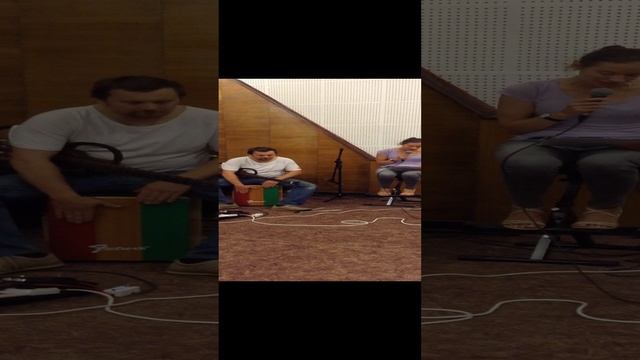 Синими, желтыми, красными - Мария Вечтомова, Евгений Петров