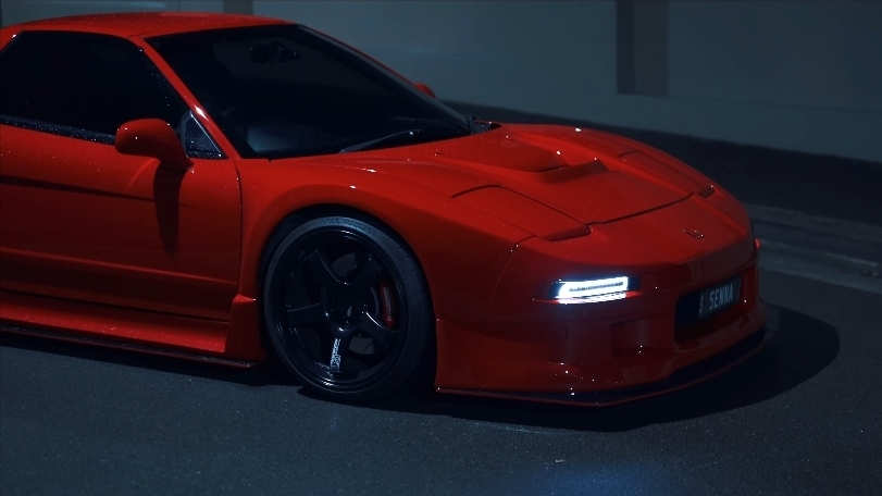 4K UHD - Red sport car