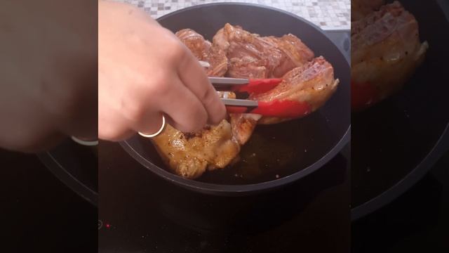 Курочка с лесными грибами в сливочном соусе!
