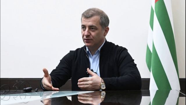 Лидер оппозиции Абхазии рассказал об отношениях с Россией