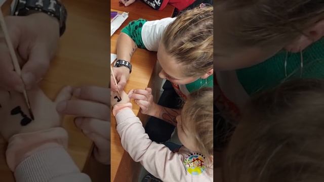 Первые встречи - коммуникативные занятия АНО "Маженика" после боевых действий,  октябрь 2022 год.