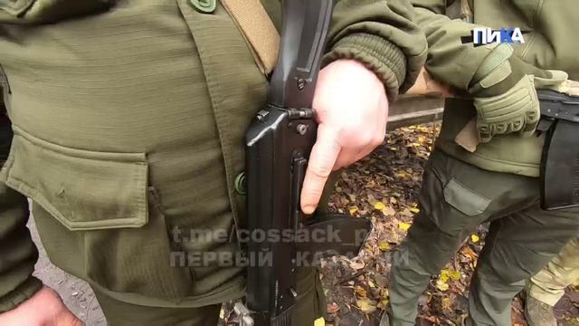 Передача казакам отдельного отряда "Оскол" ДШК партию тяжёлых мотоциклов с коляской