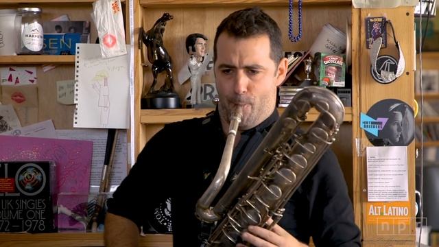 Elisapie NPR Music Tiny Desk Concert_y_8XdGbFeuQHY.f137.mp4