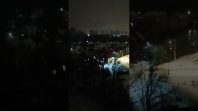 💡В Коммунарке в ЖК «Скандинавия» уже более часа нет электричества на некоторых улицах💡