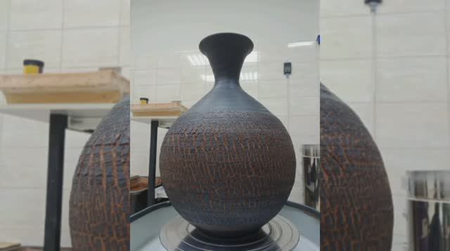 Фактурная ваза