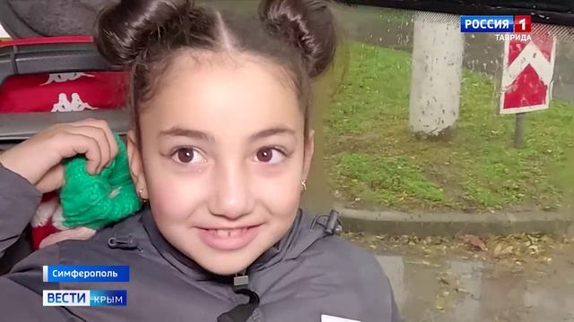 Необычный пассажир путешествует по Крыму на троллейбусах